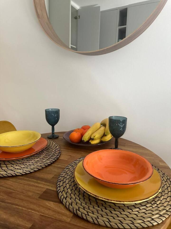 Stylish Renovated Apartment In Chiado Lisboa Екстериор снимка