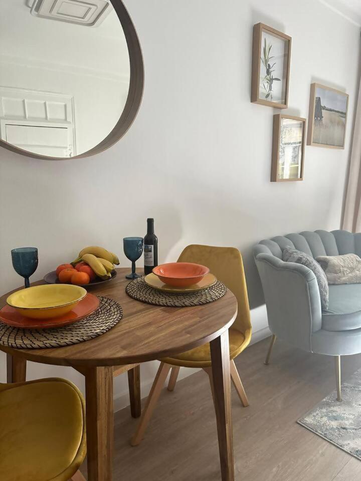 Stylish Renovated Apartment In Chiado Lisboa Екстериор снимка